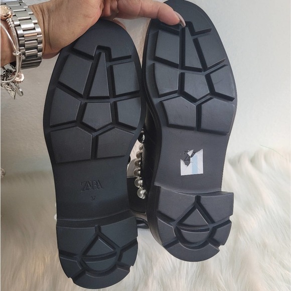 ZARA NWT PEARL STRAPPED LOW HEEL VEGAN LEATHER ANKLE BLACK  BOOTS WOMEN'S SZ 6.5 - Picture 8 of 13